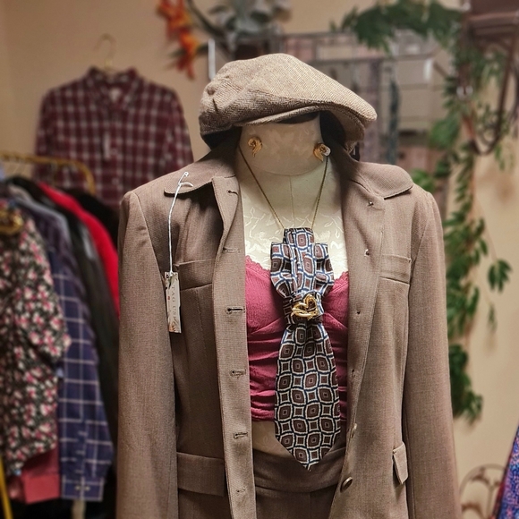 Rafaella Brown Pant Suit size 12P - Picture 2 of 7